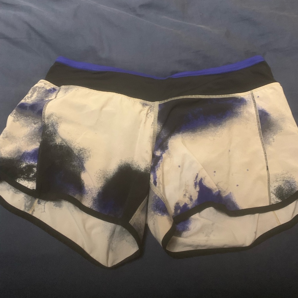 Lululemon shorts - size 6 blue/white/black